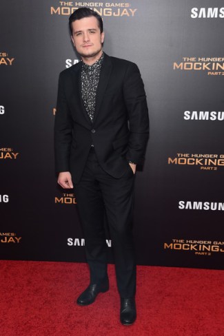 joshhutchersonhungergamesmockingjaypart1z8dummoer_l