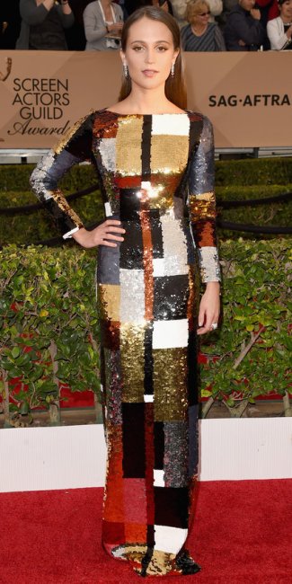 013016-sag-alicia-vikander