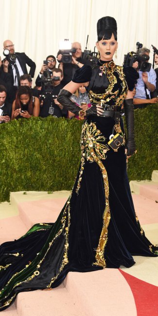 "Manus x Machina: Fashion In An Age Of Technology" Costume Institute Gala - Arrivals