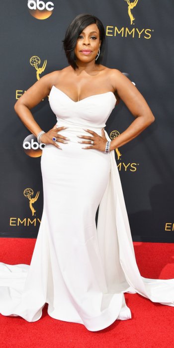 091816-niecy-nash